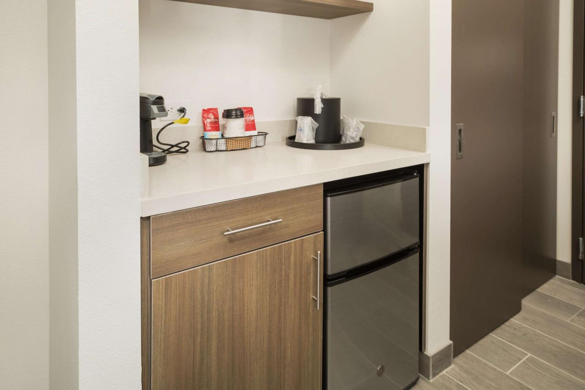 Best Western Plus Executive Residency Austin - Round Rock Флюгервилль Экстерьер фото